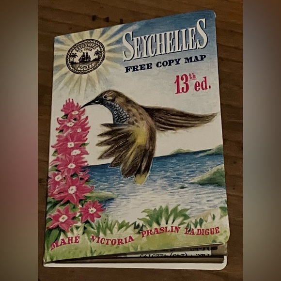 Seychelles Tourist souvenir antique style pocket map booklet - Picture 8 of 12